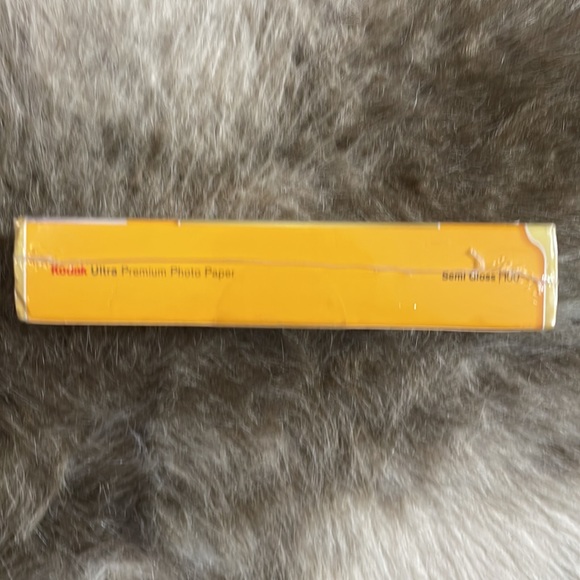 NEW Sealed Kodak Ultra Premium Photo Paper, 4 x 6 Inches, Semi Gloss, 100 Sheets - Picture 3 of 6